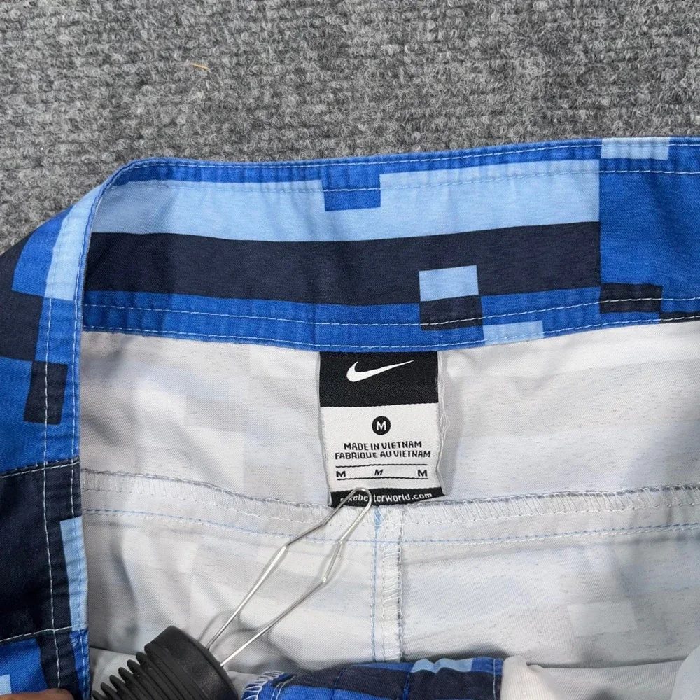 Nike Digital Pixel Camo Board Shorts Mens M Cargo Pocket Unlined Blue 533242-409